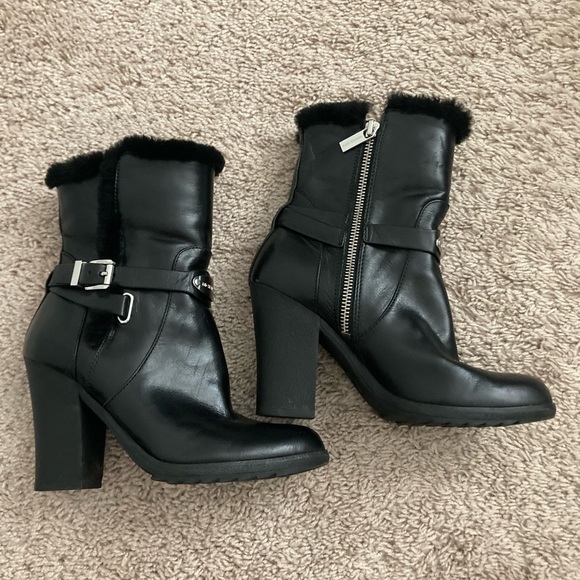 Michael Kors boots 6 1/2 M - Picture 3 of 14